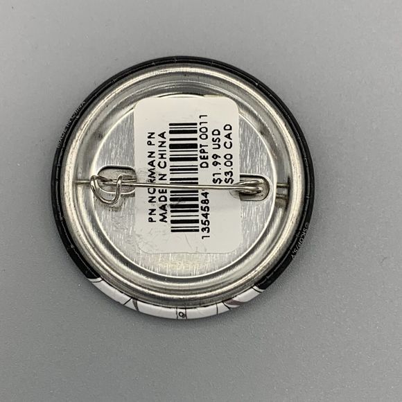 Crux The Promised Neverland Norman Pin Anime Pin Animation Button Pin Badge - Picture 3 of 7